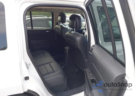 2015 Jeep Patriot High Altitude Edition из США, поврежденный, VIN 1C4NJRFB9FD214874